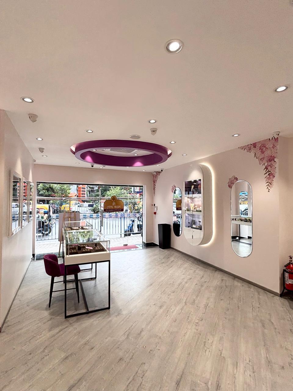 Store Design - Caratlane - image 16