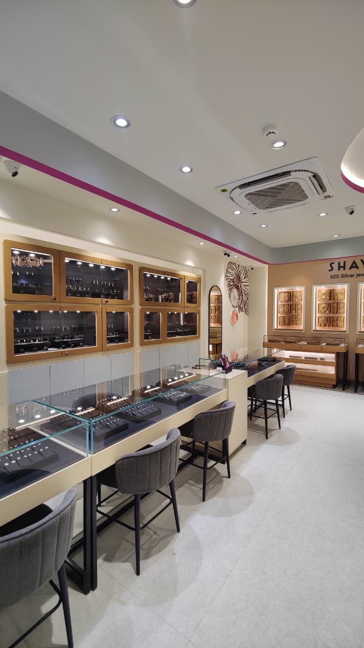 Store Design - Caratlane - image 17