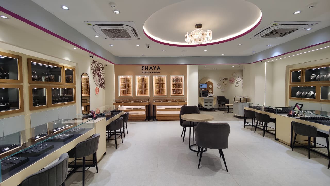 Store Design - Caratlane - image 18