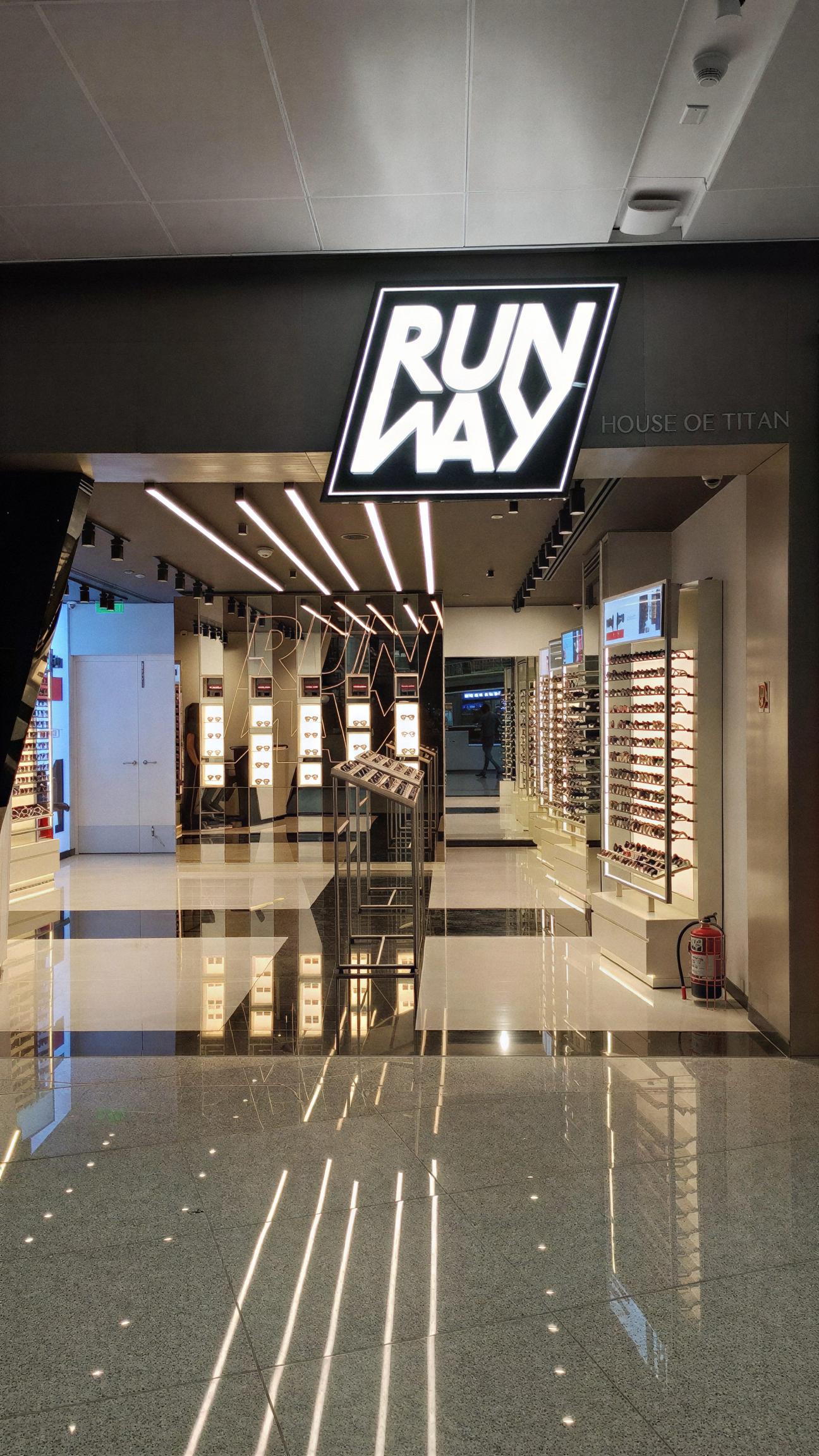 Store Design - Runway - image 1